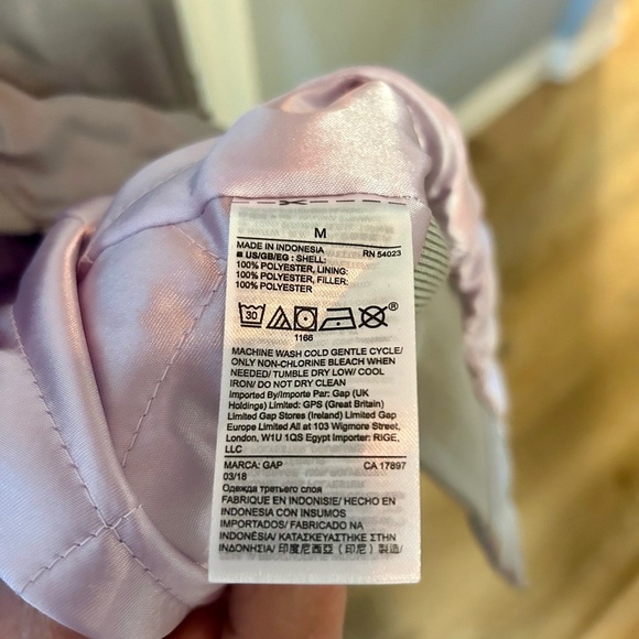 🩶💜NWT GAP Silver Bomber Jacket w/ Lavender Lining Zip Front w/ Pockets Size M - Picture 9 of 13